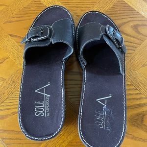 aerosole black sandal